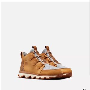 Sorel women’s kinetic caribou boot